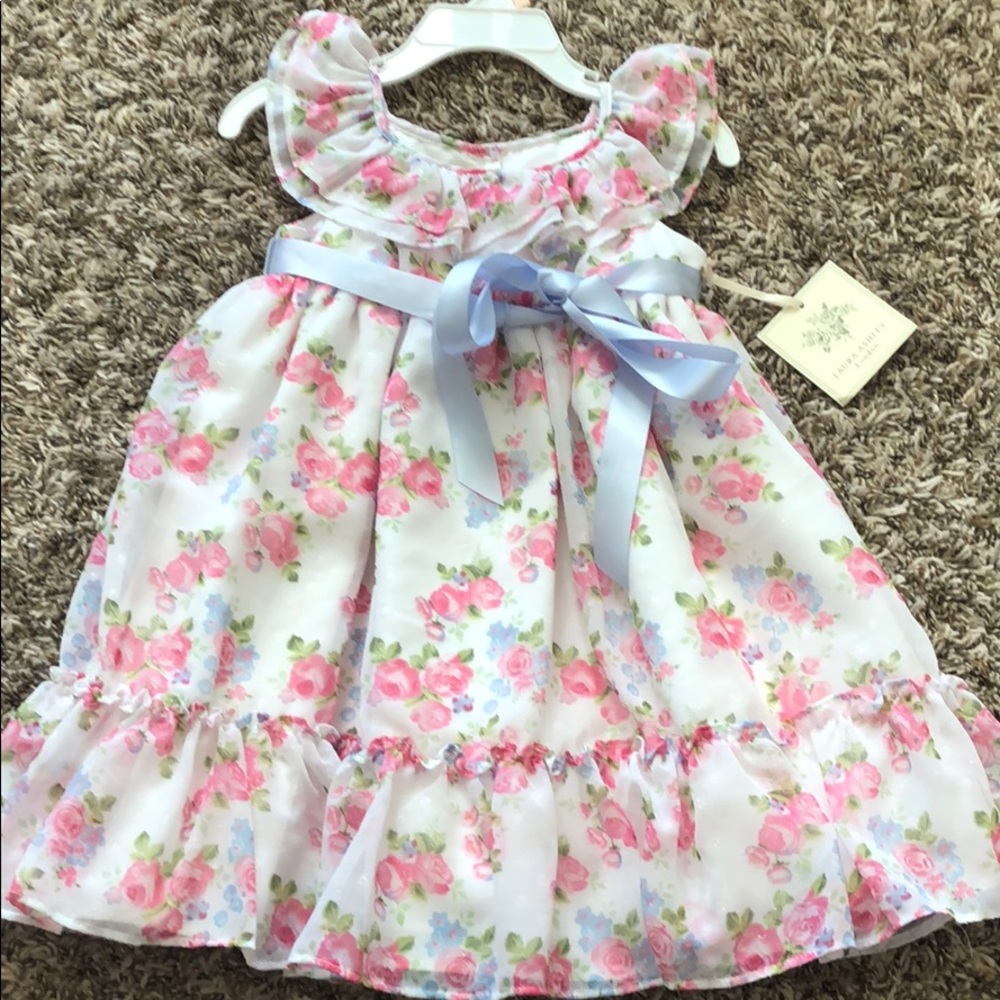 🌟4/$25 2T Laura Ashley spring dress. Floral. NWT